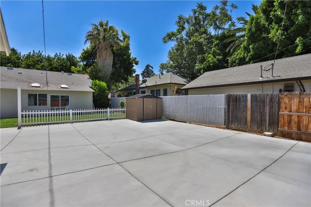 3031 Chestnut Riverside, CA 92501