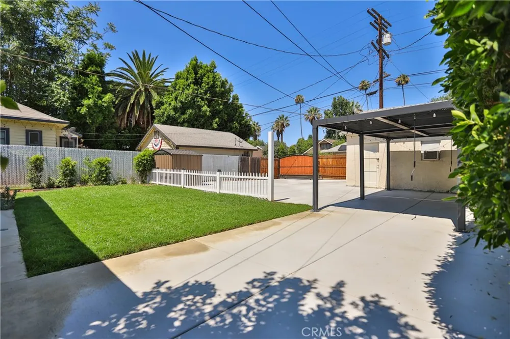 3031 Chestnut Riverside, CA 92501