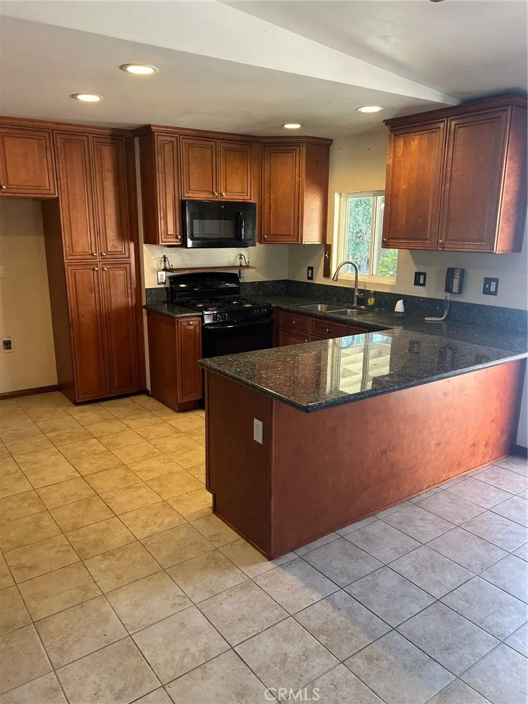 1531 W 4Th Street Ontario, CA 91762