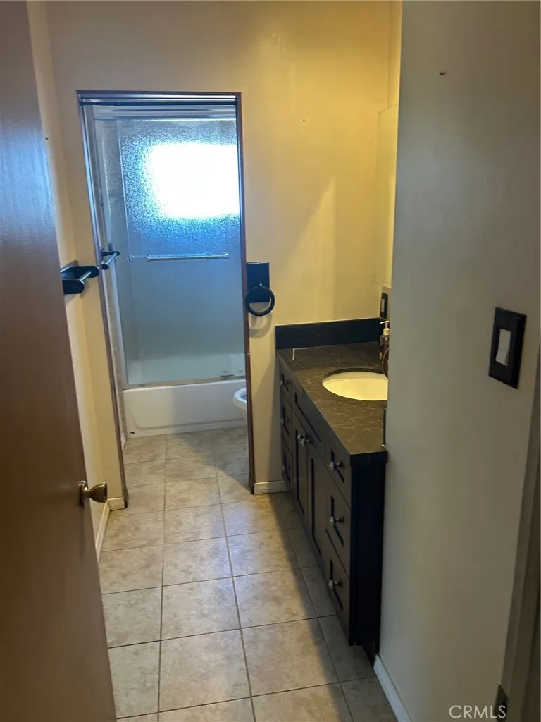 1531 W 4Th Street Ontario, CA 91762