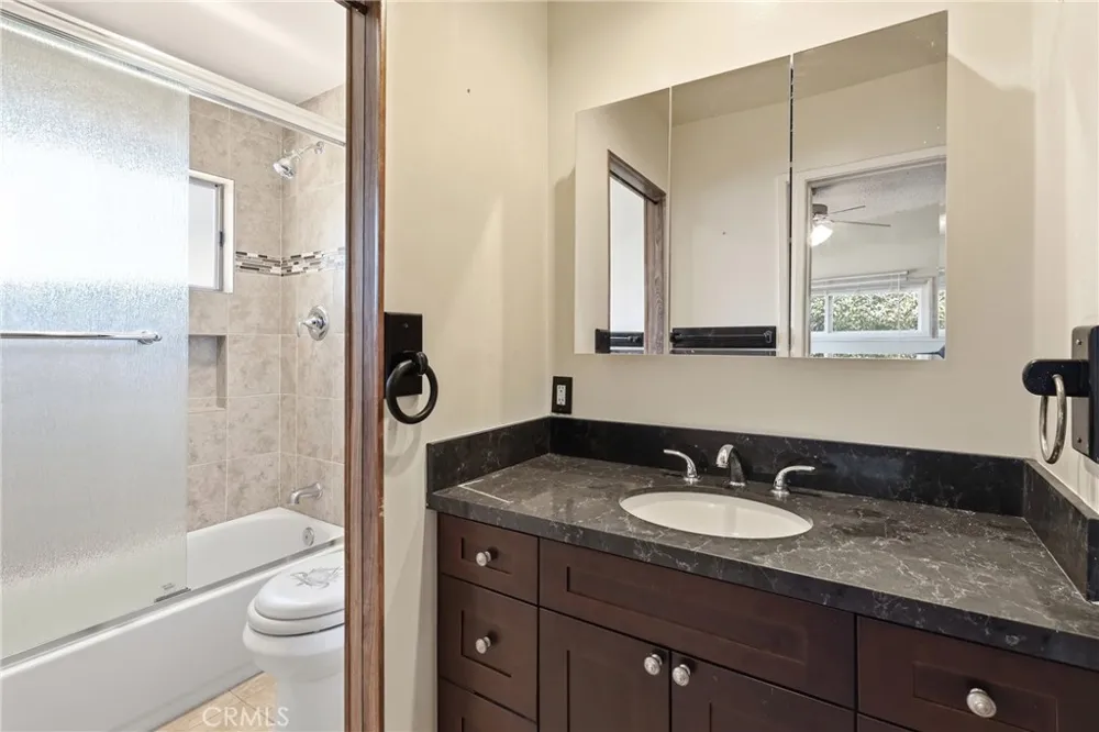 1531 W 4Th Street Ontario, CA 91762