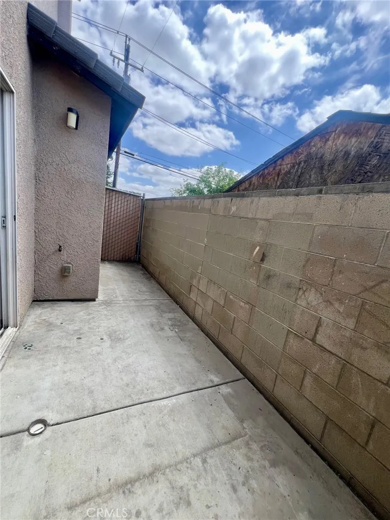 460 Oswell St Bakersfield, CA 93307