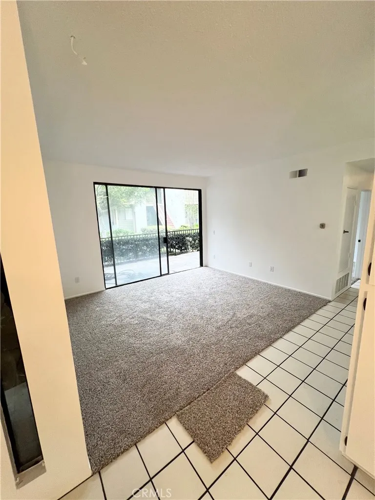10530 Lakeside Drive #G Garden Grove, CA 92840