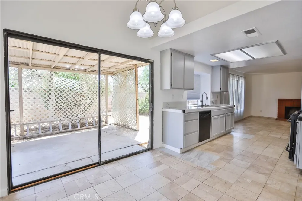 24307 Carman Moreno Valley, CA 92551