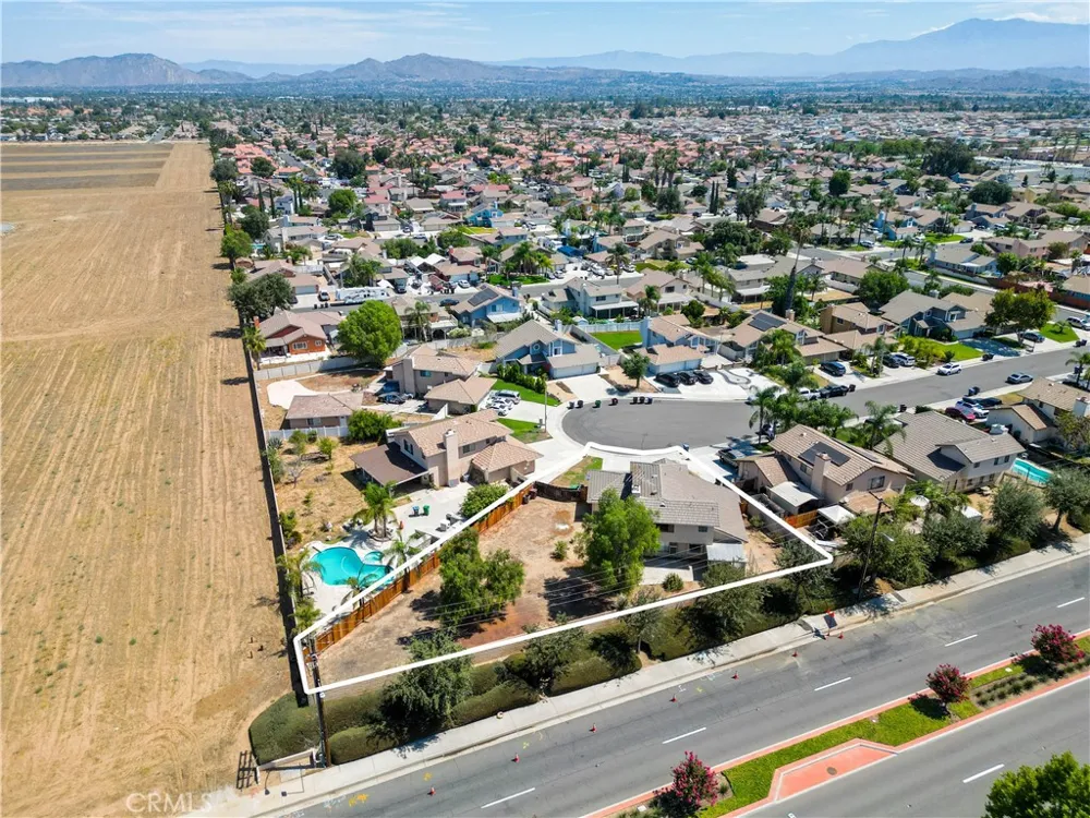 24307 Carman Moreno Valley, CA 92551