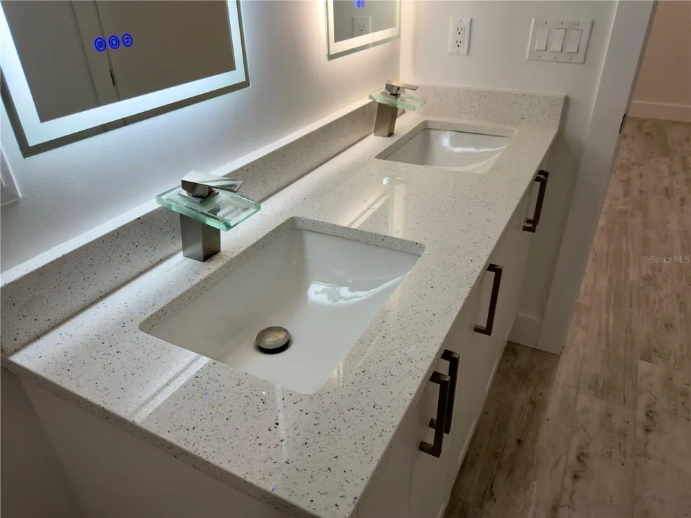 571 MIMOSA AVENUE NW Port Charlotte, FL 33952