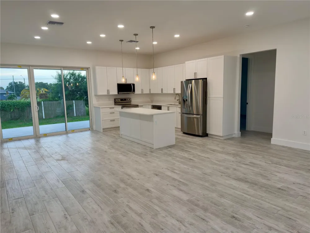 571 MIMOSA AVENUE NW Port Charlotte, FL 33952