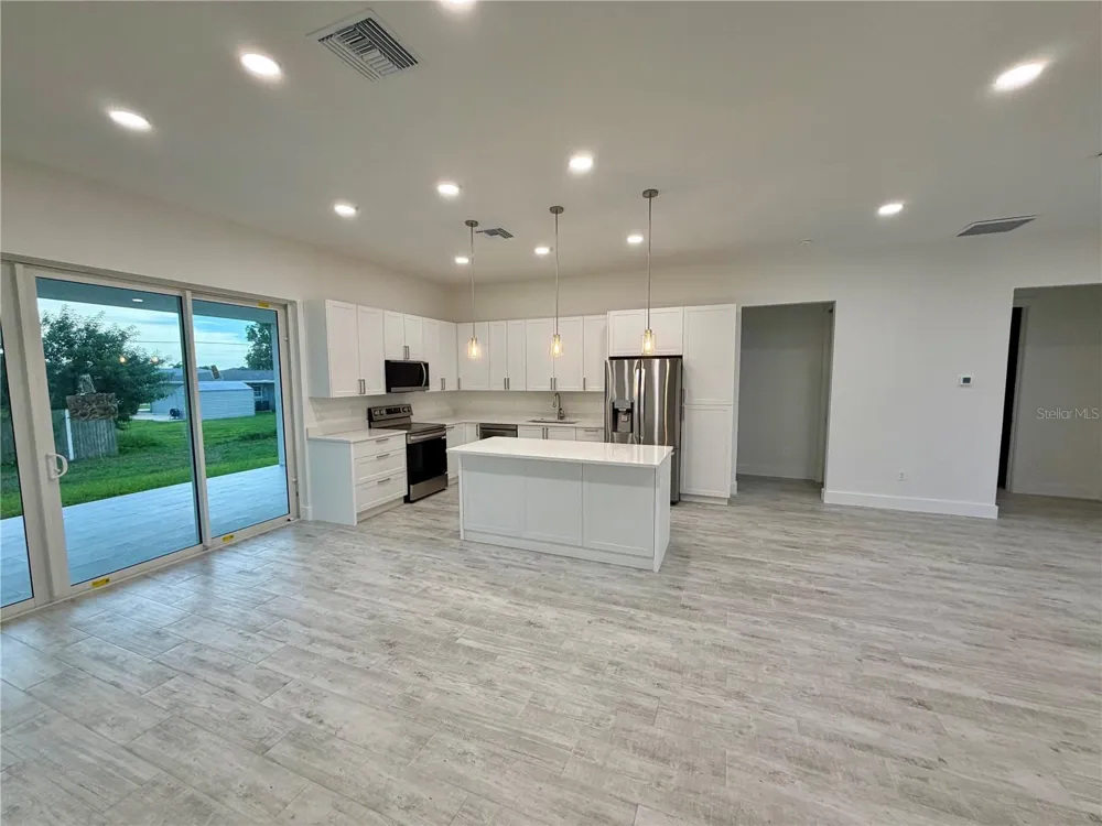 571 MIMOSA AVENUE NW Port Charlotte, FL 33952