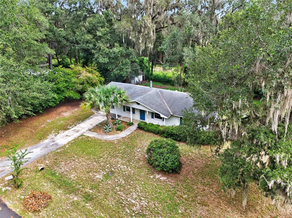 4820 NE 4TH PLACE Gainesville, FL 32641