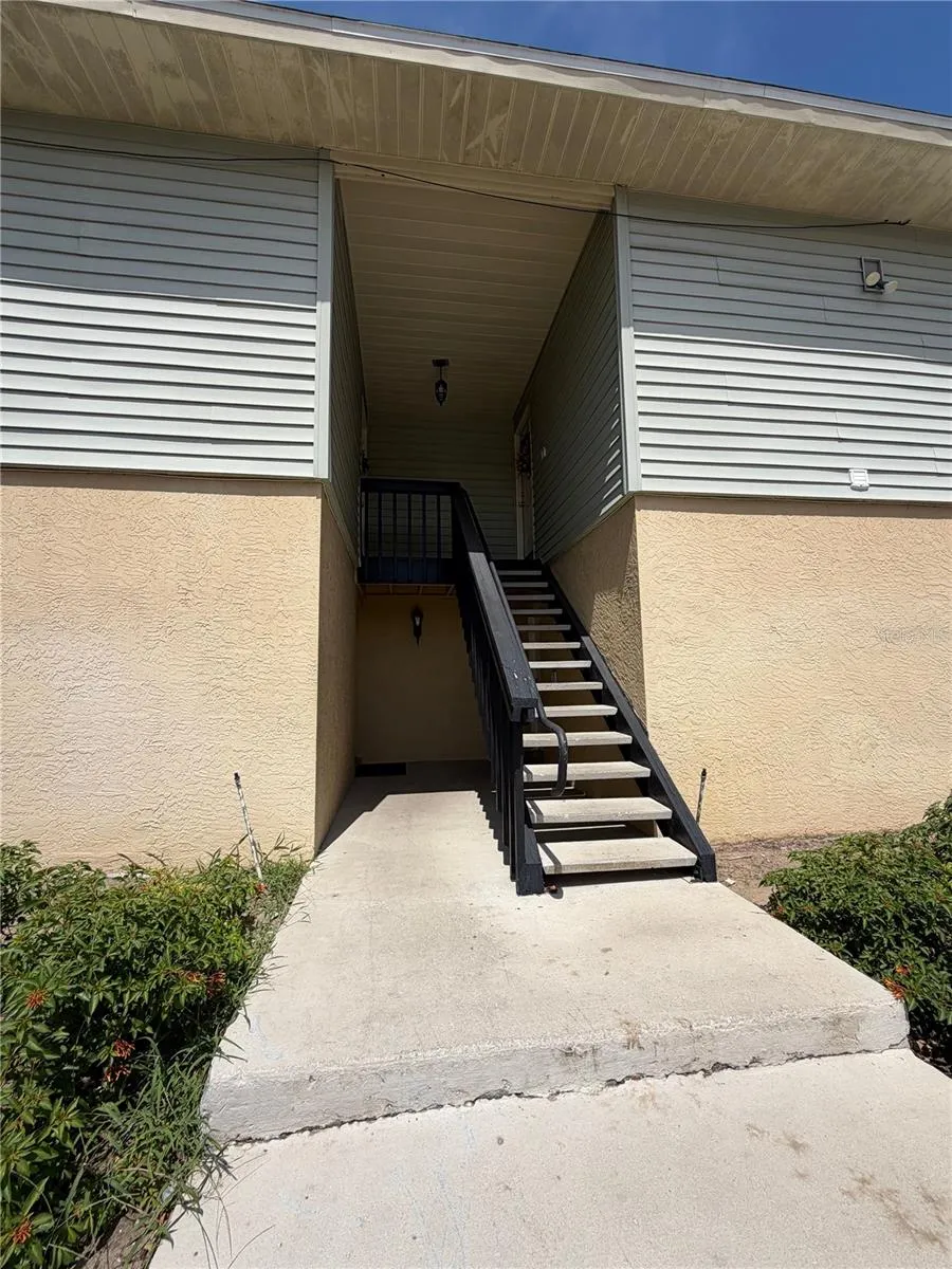 502 GOLDEN RAINTREE PLACE Brandon, FL 33510
