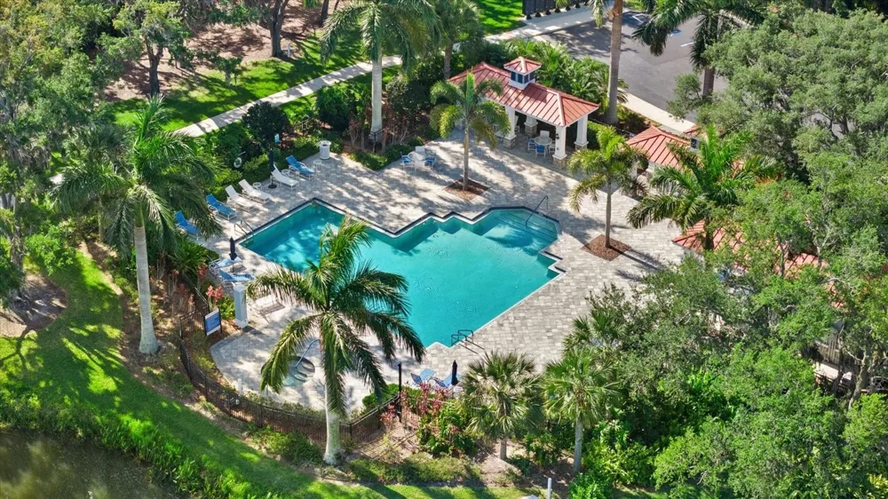 7526 RIDGELAKE CIRCLE Bradenton, FL 34203