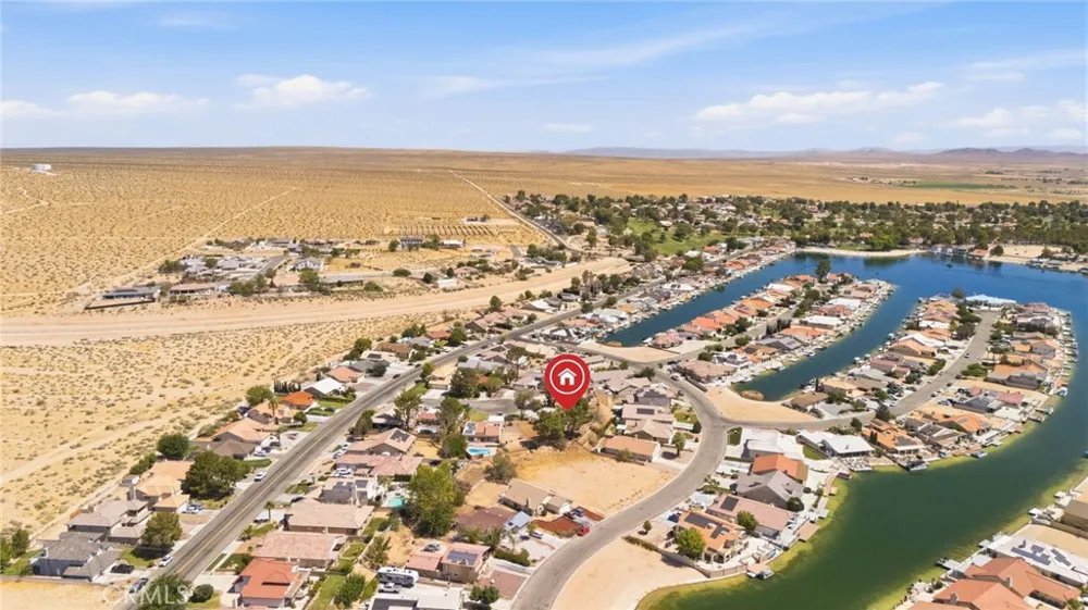 14431 Helm Court Helendale, CA 92342