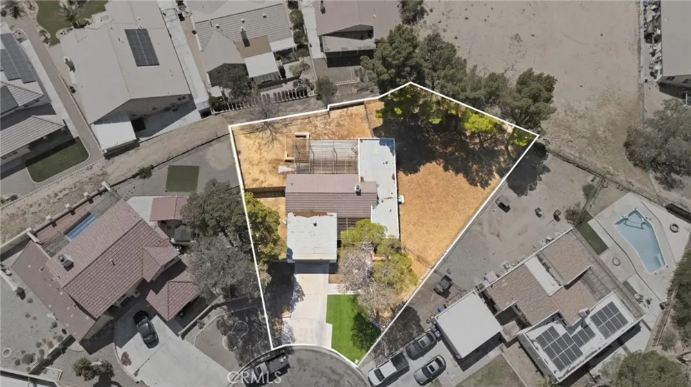 14431 Helm Court Helendale, CA 92342