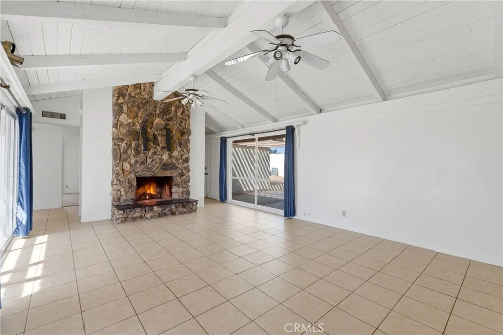 14431 Helm Court Helendale, CA 92342