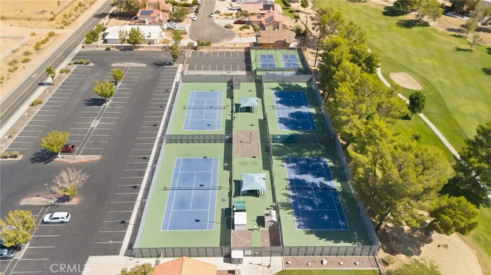 14431 Helm Court Helendale, CA 92342