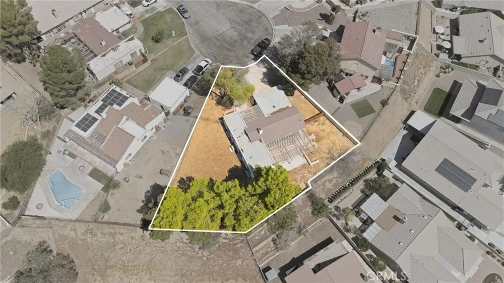 14431 Helm Court Helendale, CA 92342