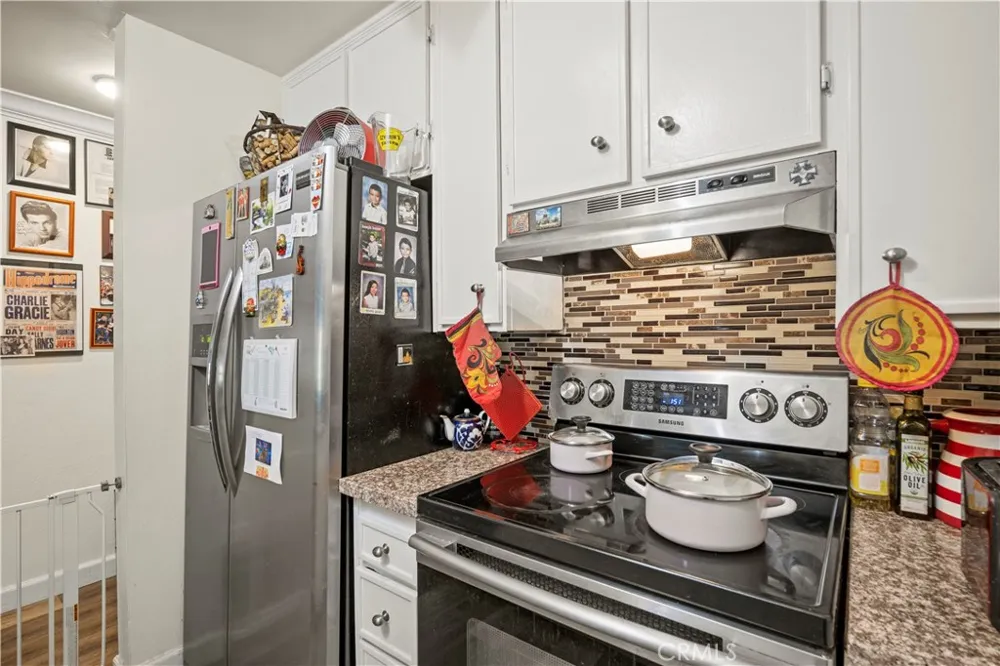 381 E Surfside Port Hueneme, CA 93041