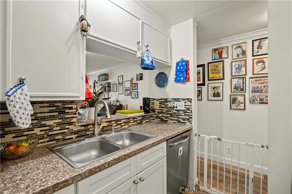 381 E Surfside Port Hueneme, CA 93041