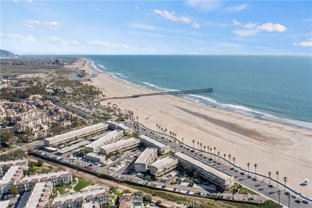 381 E Surfside Port Hueneme, CA 93041