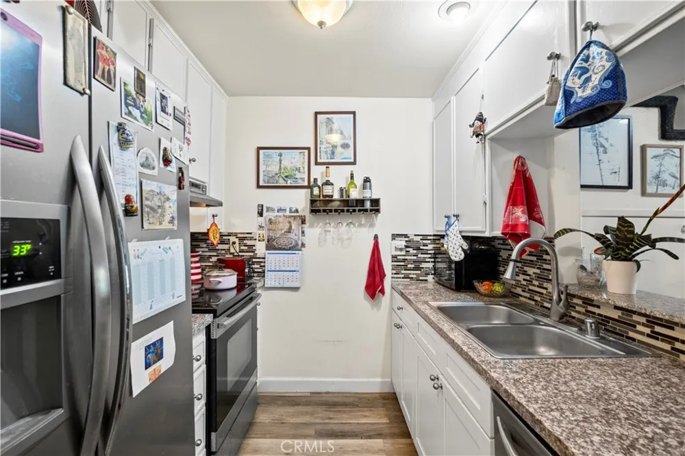 381 E Surfside Port Hueneme, CA 93041