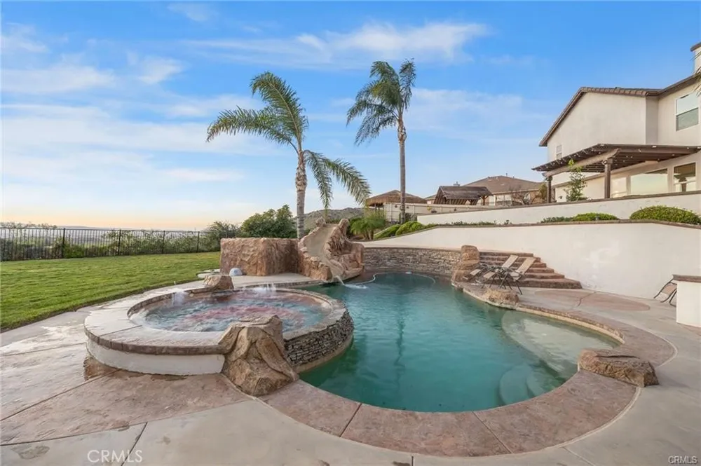 290 Cross Rail Norco, CA 92860