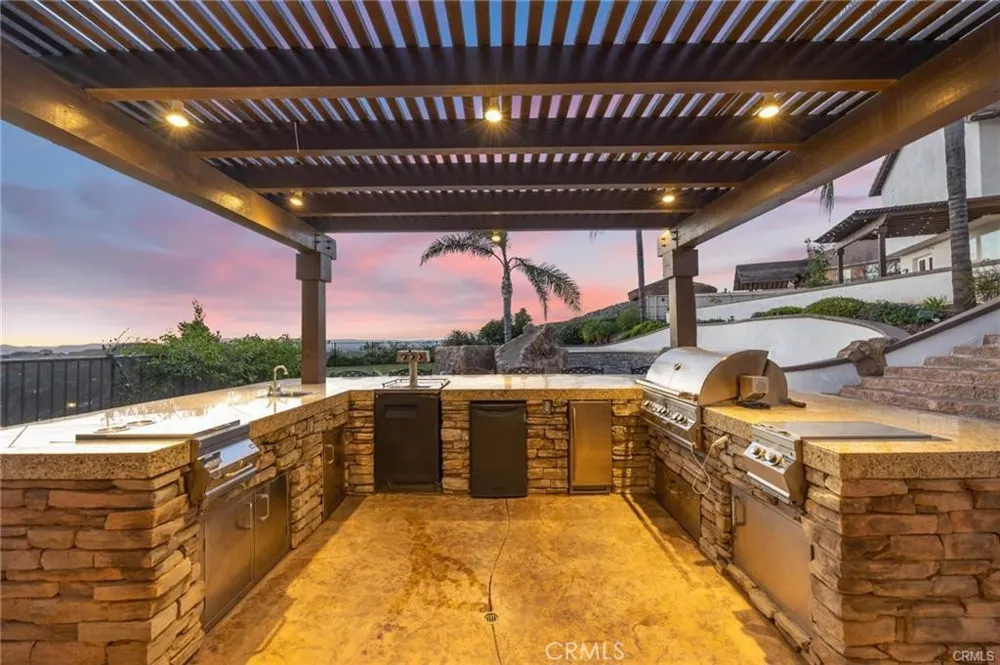 290 Cross Rail Norco, CA 92860