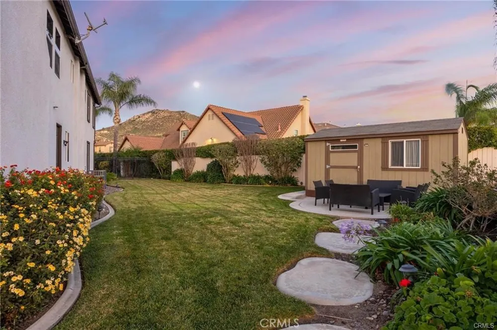 290 Cross Rail Norco, CA 92860