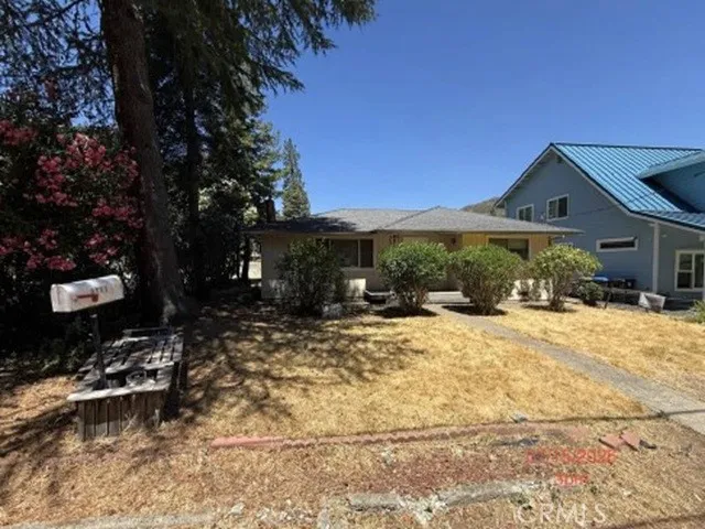 9805 Diane Upper Lake, CA 95485