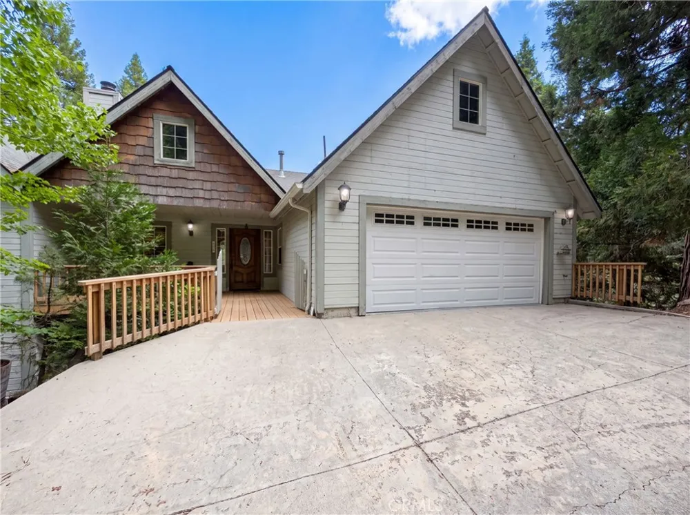 295 Fairway Lake Arrowhead, CA 92352