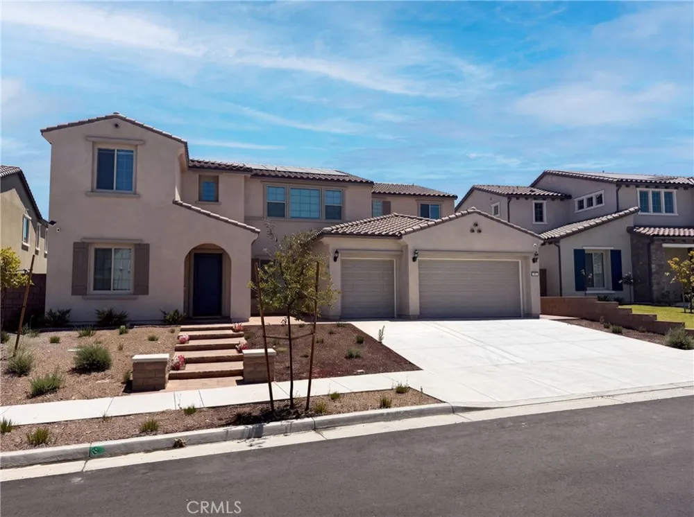 17698 Col Ranch Riverside, CA 92503