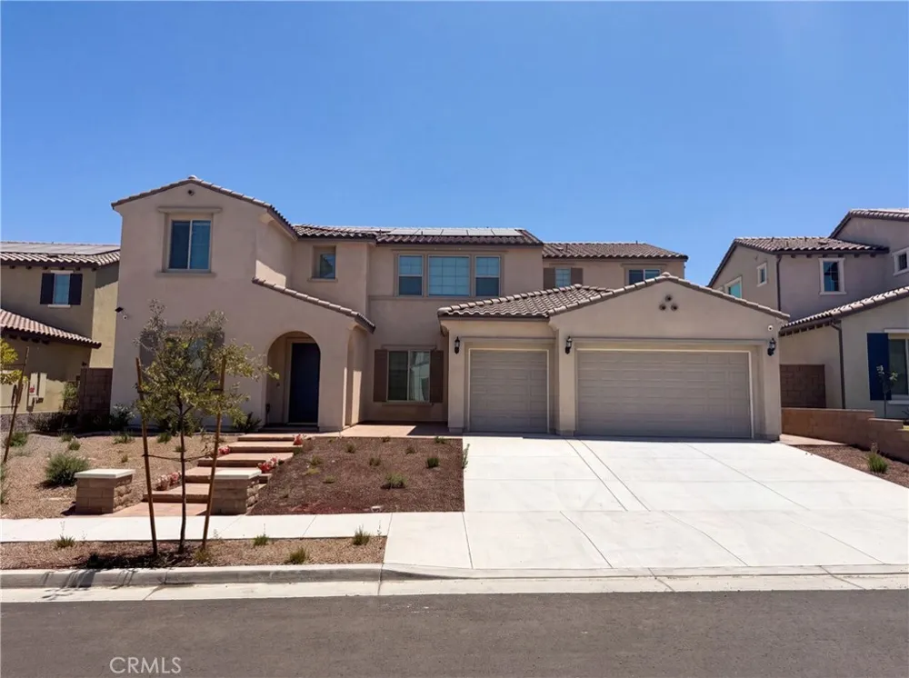 17698 Col Ranch Riverside, CA 92503