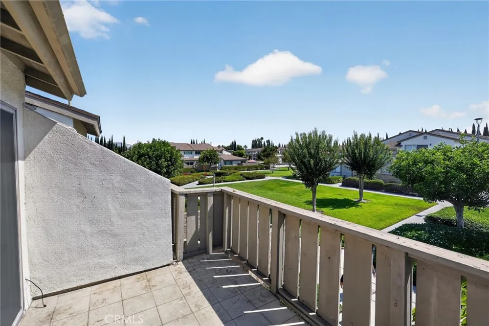 5130 W 1st #E Santa Ana, CA 92703