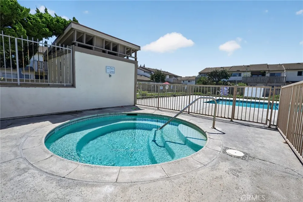 5130 W 1st #E Santa Ana, CA 92703
