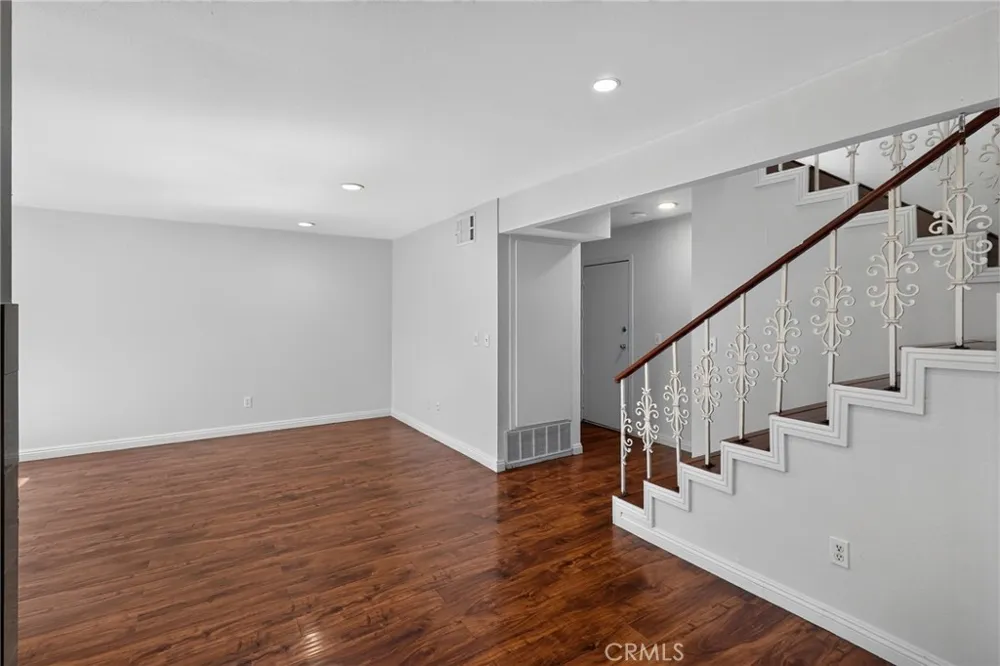 5130 W 1st #E Santa Ana, CA 92703