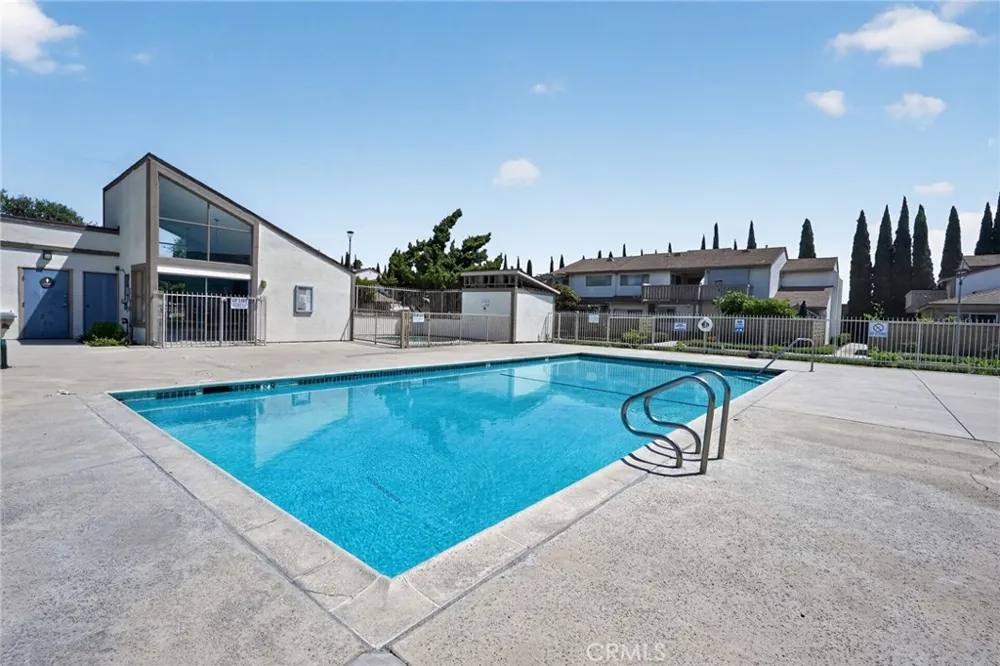 5130 W 1st #E Santa Ana, CA 92703
