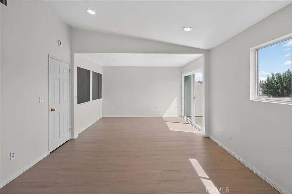 5130 W 1st #E Santa Ana, CA 92703