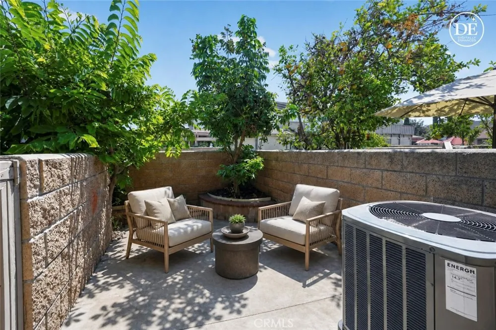 5130 W 1st #E Santa Ana, CA 92703