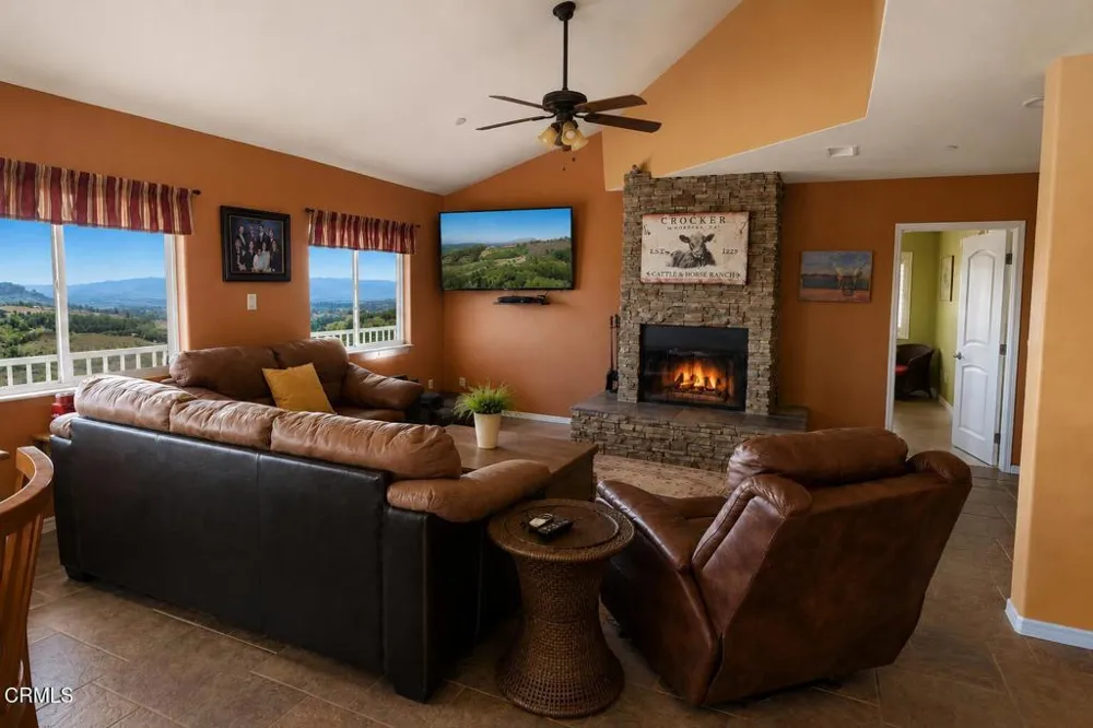10455 Stockton Road Moorpark, CA 93021