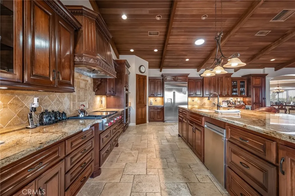58839 Santa Barbara Dr Yucca Valley, CA 92284
