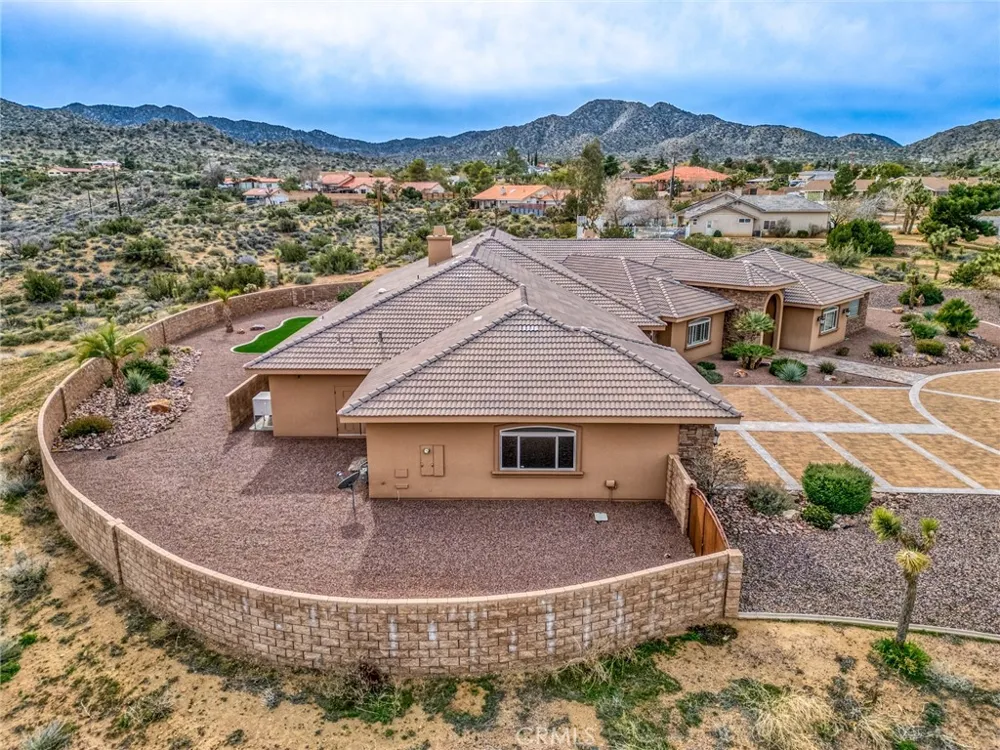 58839 Santa Barbara Dr Yucca Valley, CA 92284