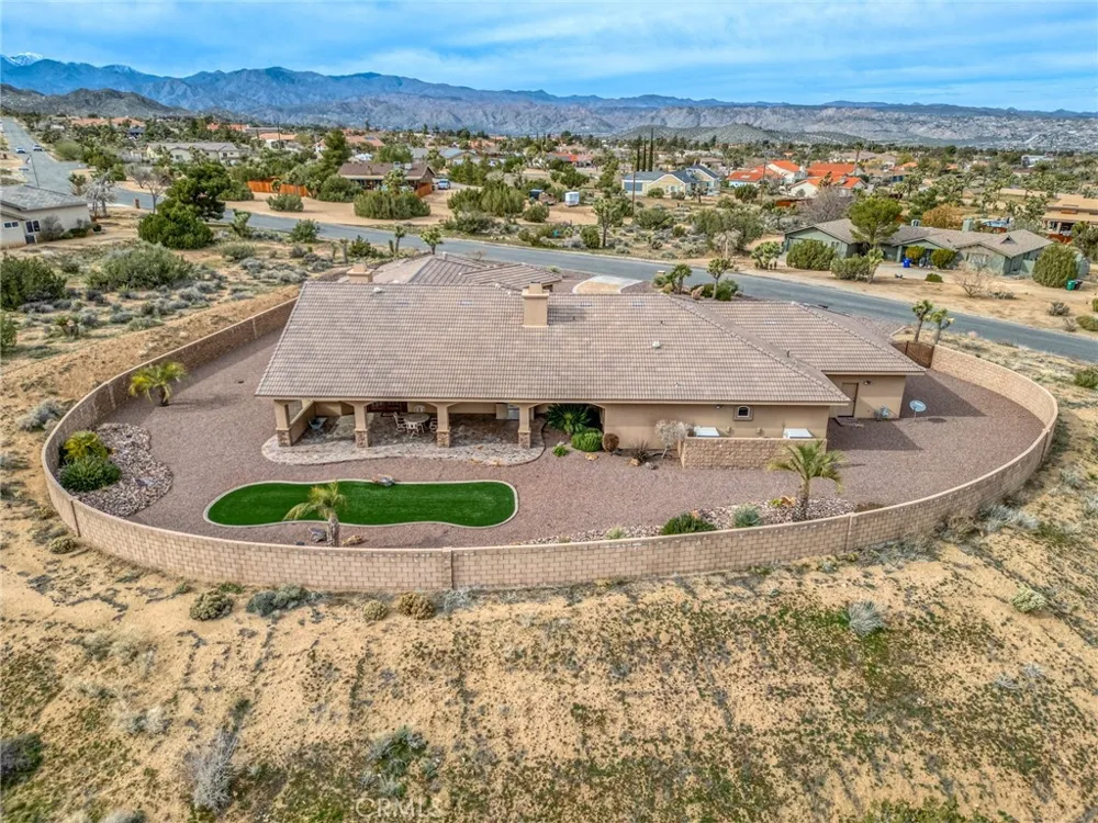 58839 Santa Barbara Dr Yucca Valley, CA 92284