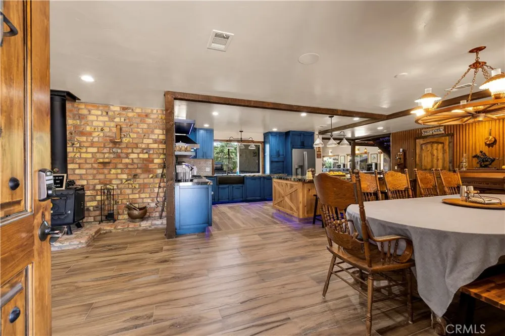 48869 Paradise Avenue Morongo Valley, CA 92256