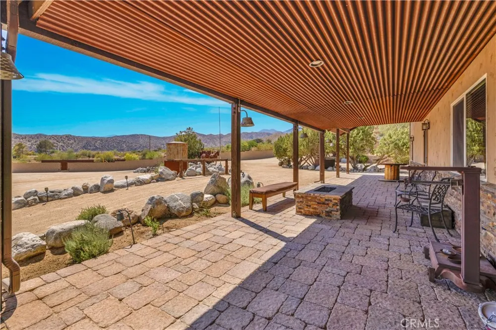 48869 Paradise Avenue Morongo Valley, CA 92256