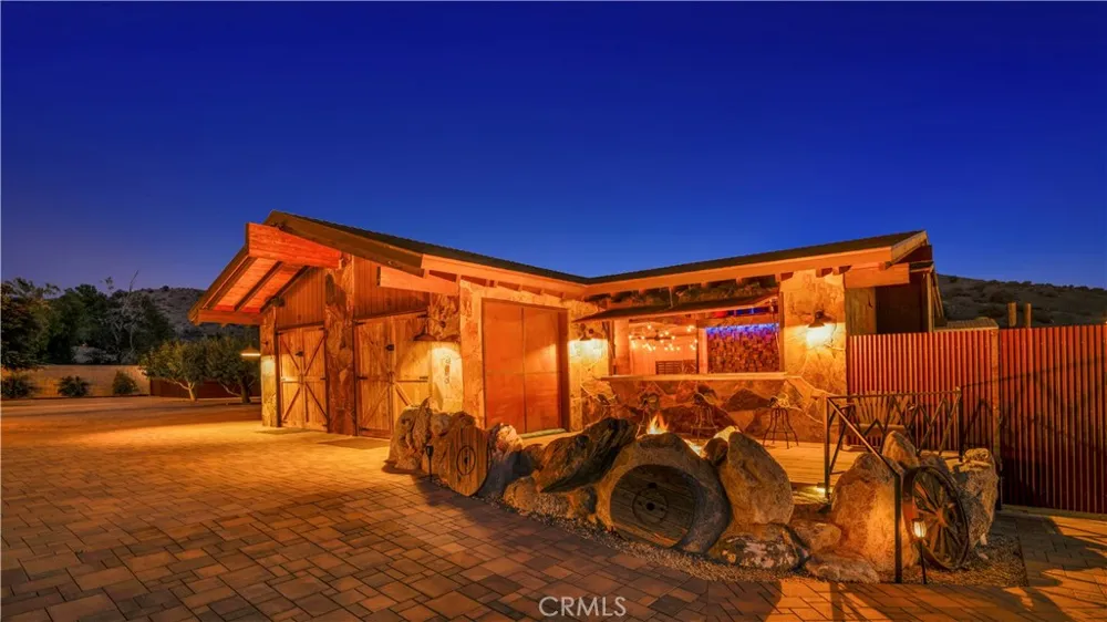48869 Paradise Avenue Morongo Valley, CA 92256
