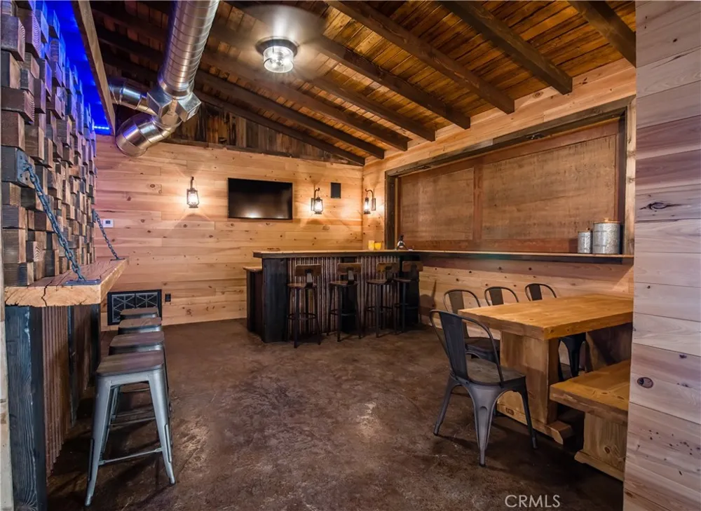 48869 Paradise Avenue Morongo Valley, CA 92256