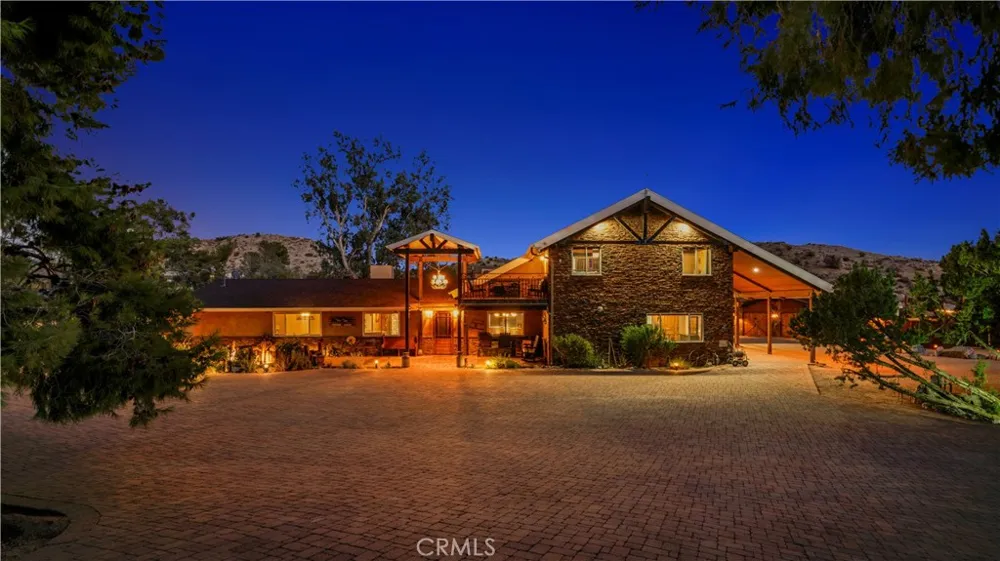 48869 Paradise Avenue Morongo Valley, CA 92256