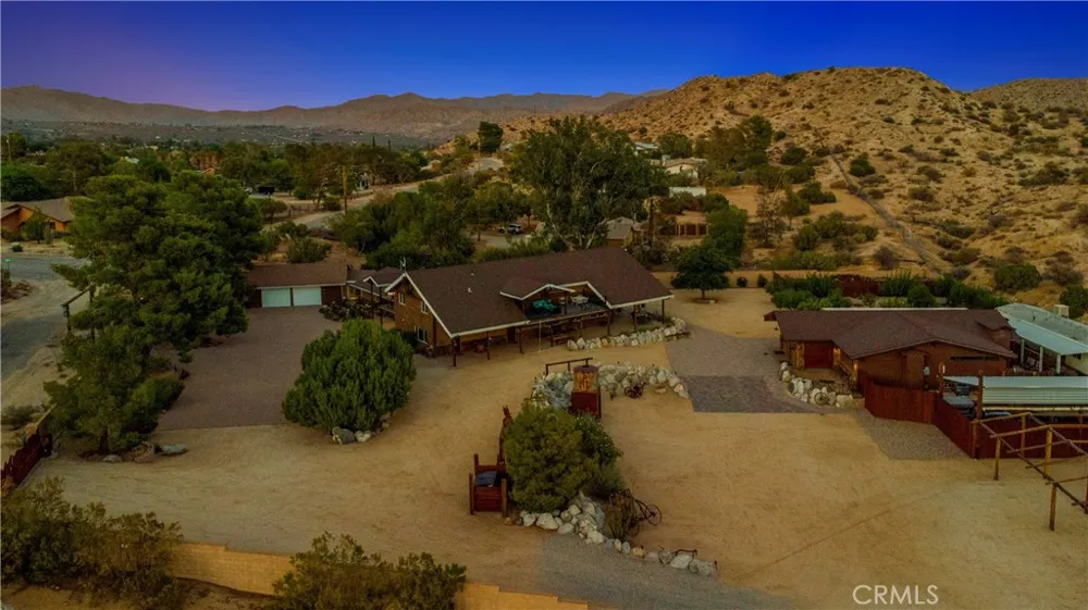 48869 Paradise Avenue Morongo Valley, CA 92256
