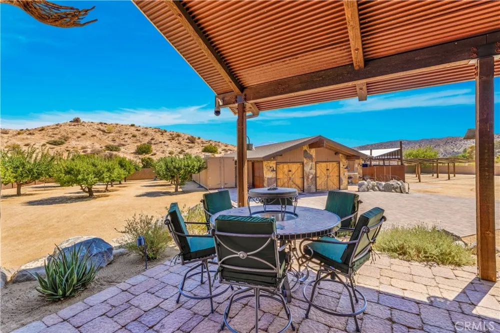 48869 Paradise Avenue Morongo Valley, CA 92256