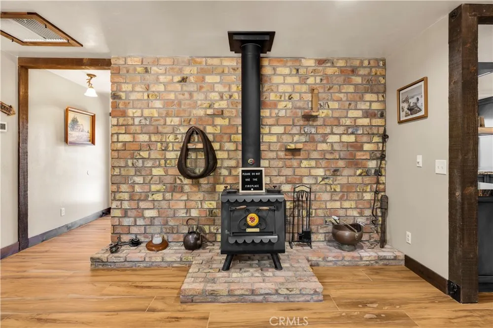 48869 Paradise Avenue Morongo Valley, CA 92256