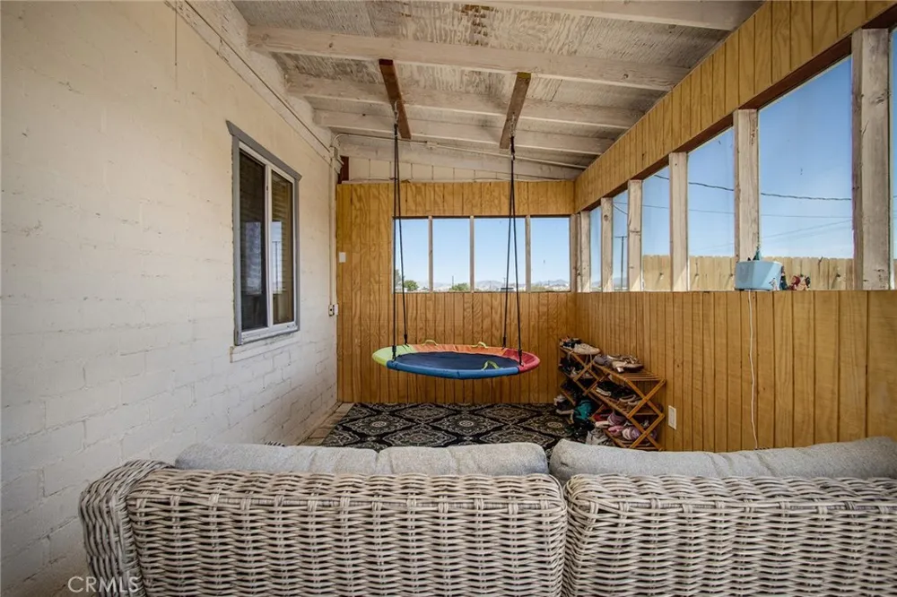 73292 Raymond Way 29 Palms, CA 92277